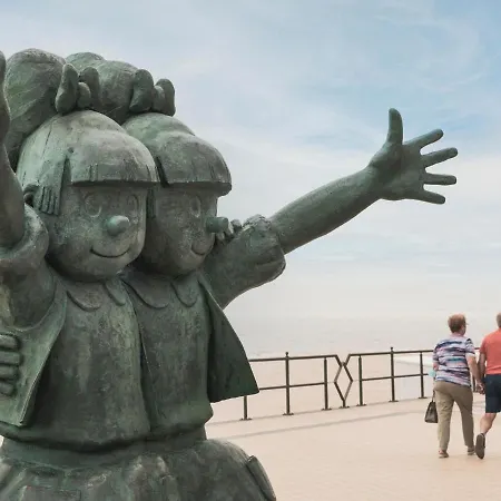 Retro With Sleeping Area